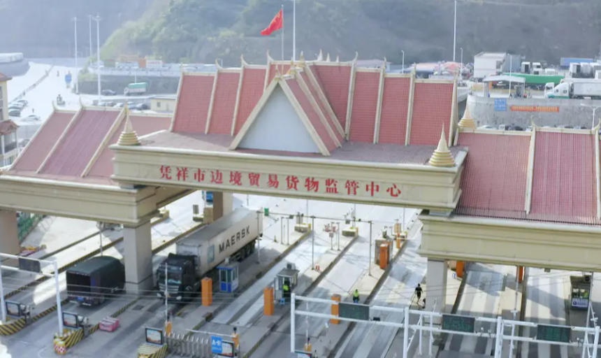 广西跨境电商上半年进出口额超 250 亿（同比增长超 140%）
