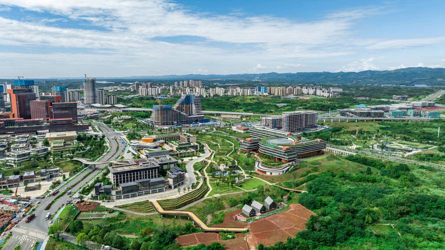 龙工场成渝双圈跨境数字贸易产业基地正式开园