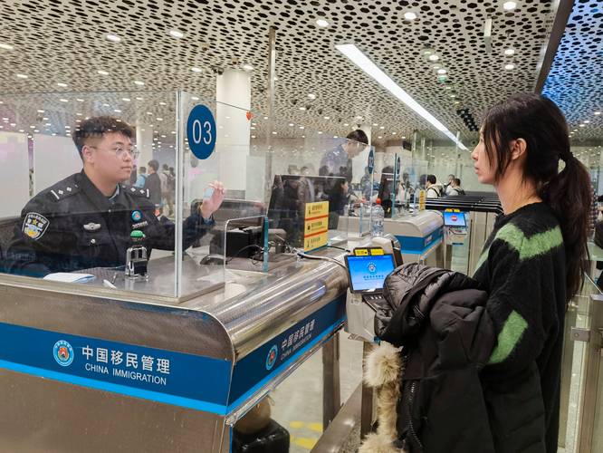 今年一季度1.63亿人次出入境